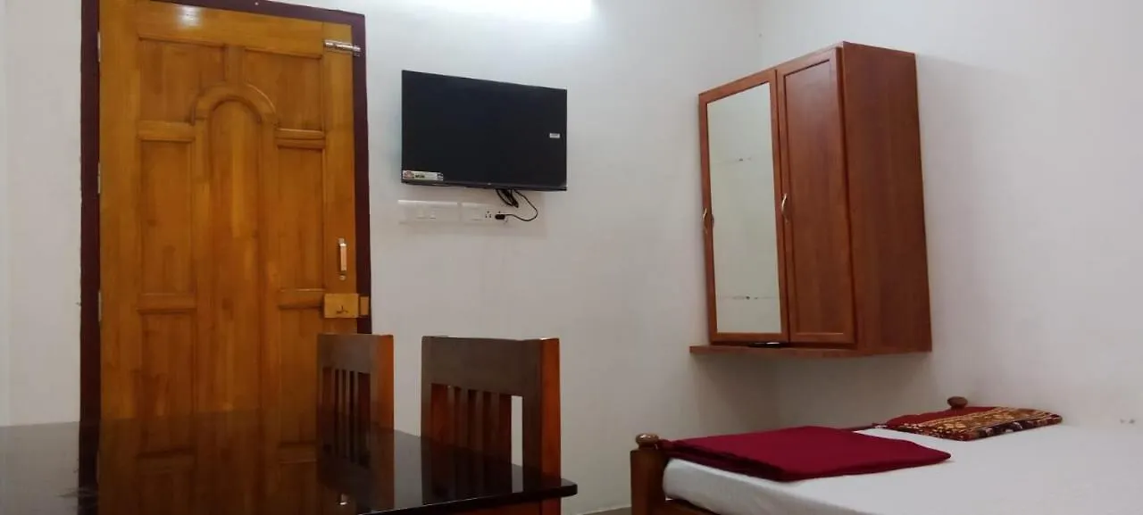Somatheertham Resort 트리반드룸 0*,