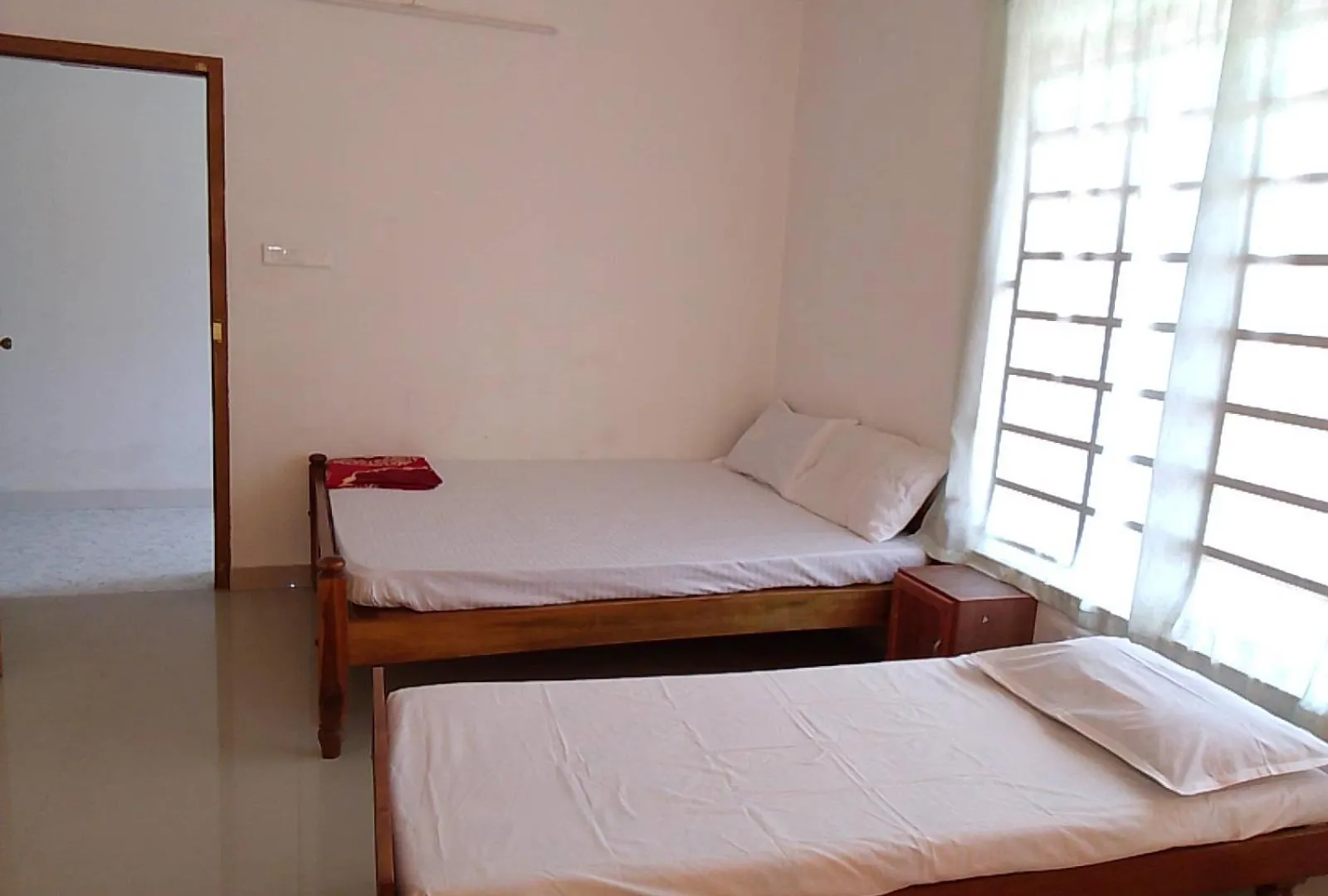 Somatheertham Resort 트리반드룸