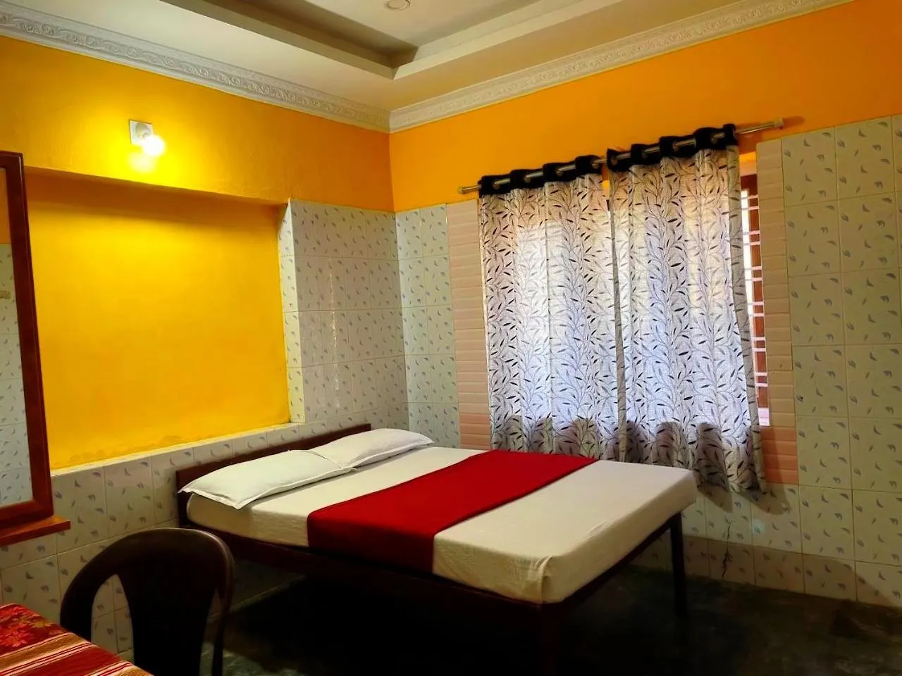 Somatheertham Resort 트리반드룸