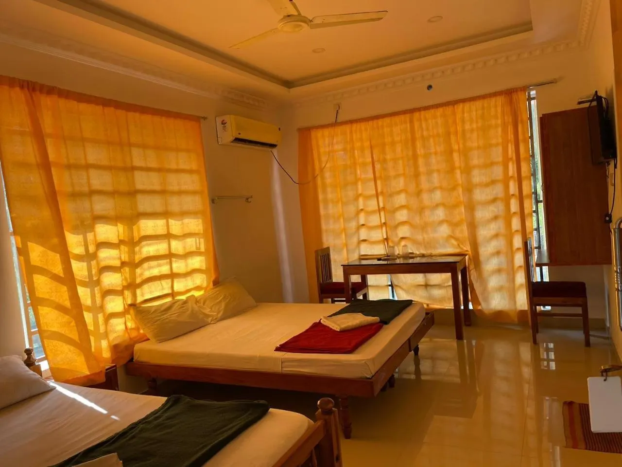 טריואנדרום Somatheertham Resort